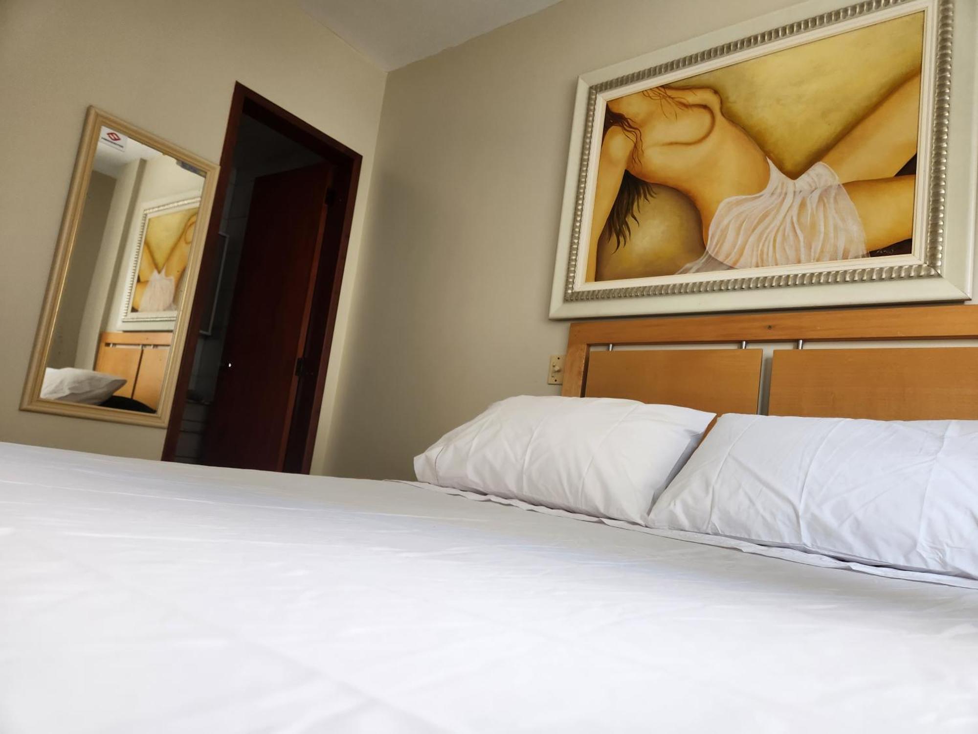 2 Quartos A 200Mts Praia Central, Garagem, Churrasqueira, Wi-Fi 90 Mbps, Pet Friendly Balneario Camboriu Room photo