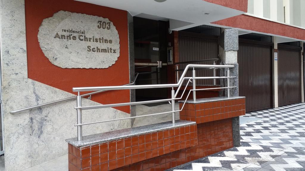 2 Quartos A 200Mts Praia Central, Garagem, Churrasqueira, Wi-Fi 90 Mbps, Pet Friendly Balneario Camboriu Exterior photo